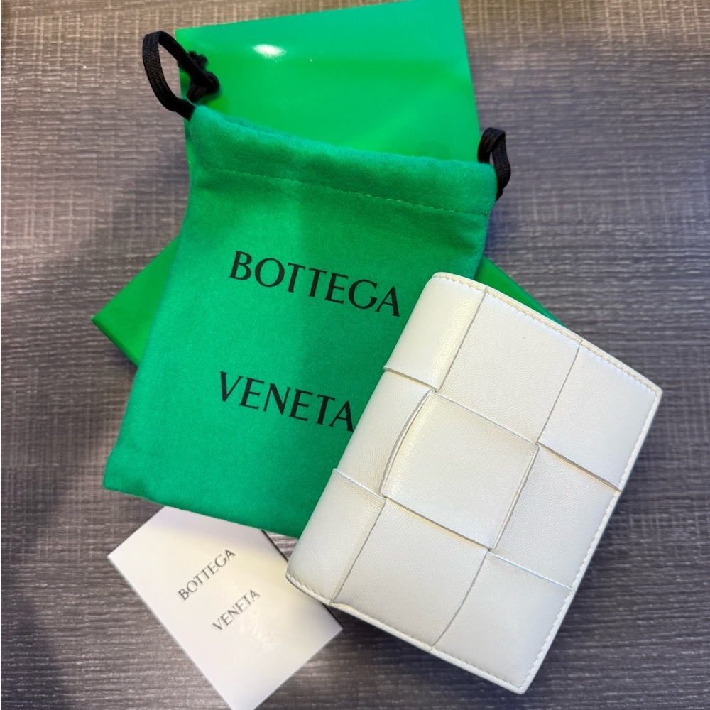Bottega Veneta White wallet